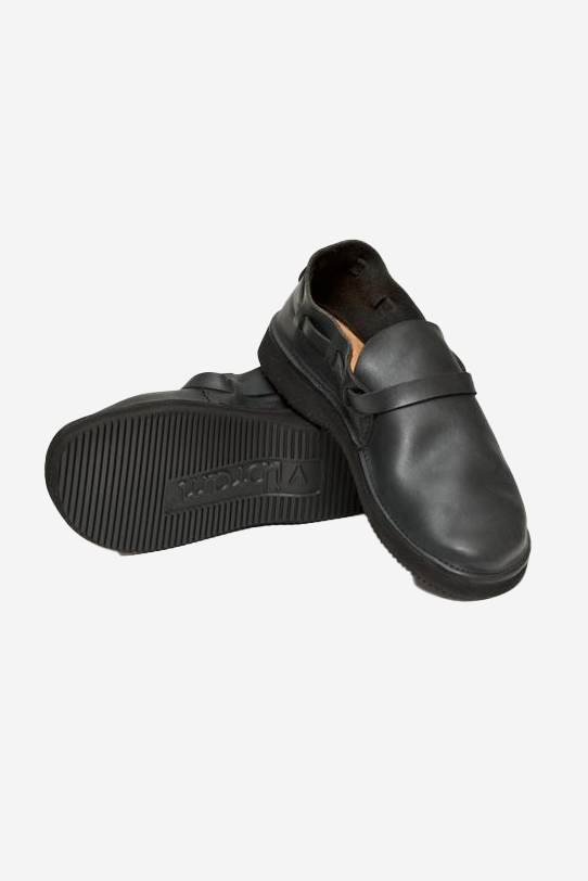 Men's Middle English Shoe