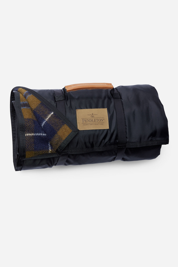 Nylon Backed Roll-Up Blanket