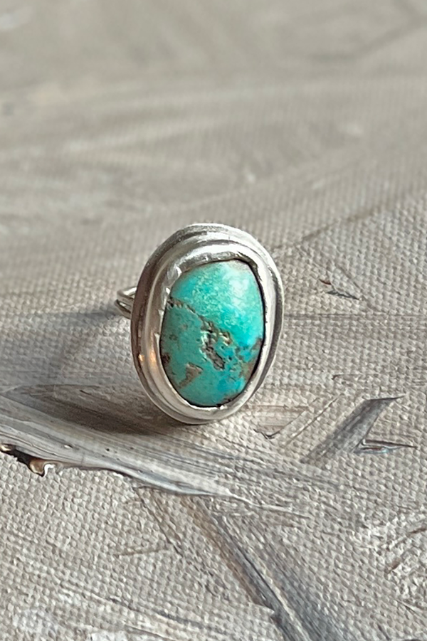 Oval Turquoise Ring