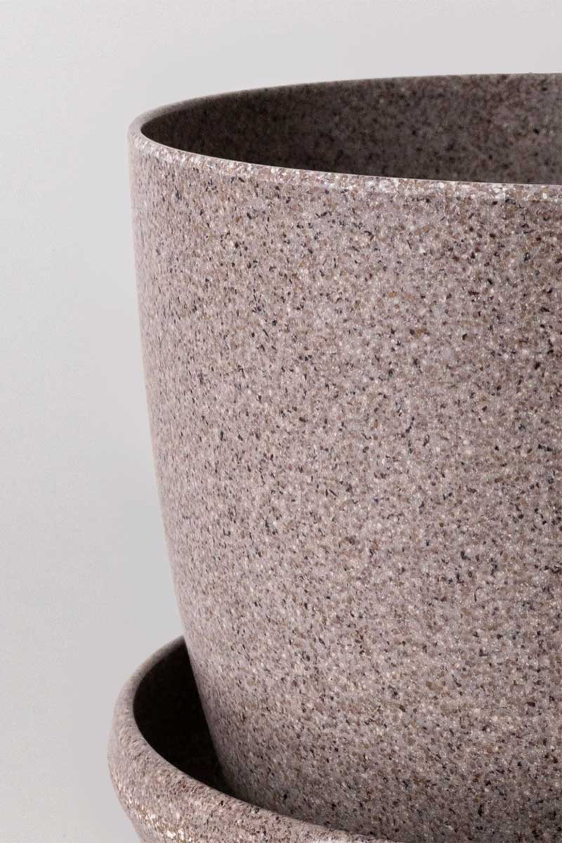 Nut Husk Planter
