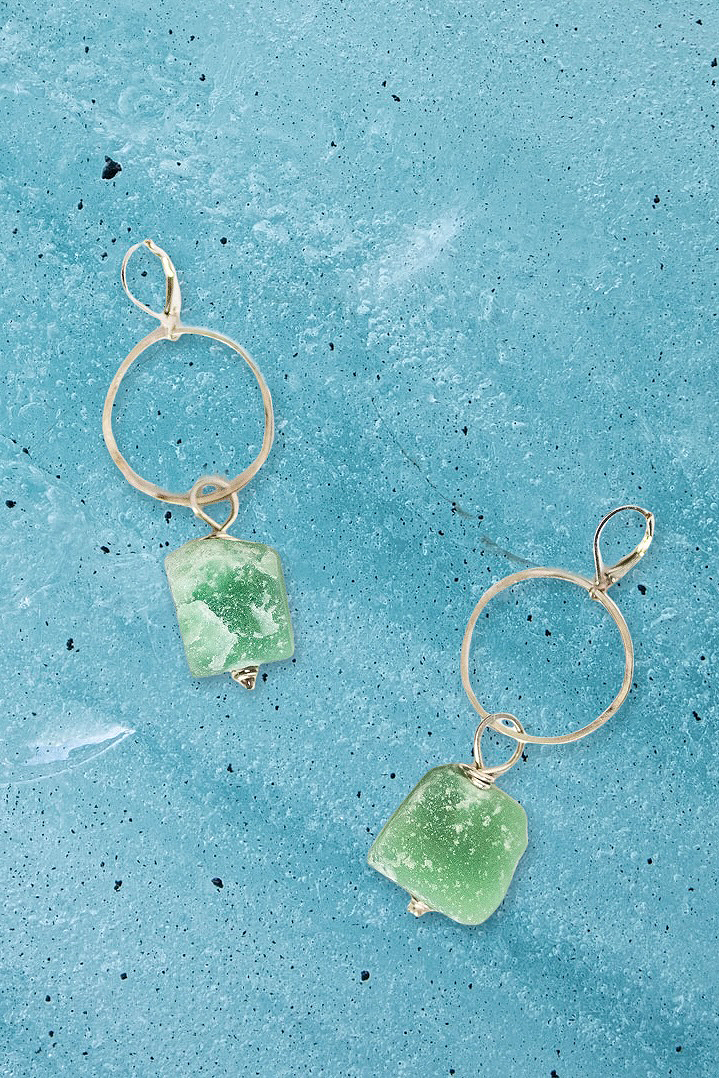 Aventurine + Circle