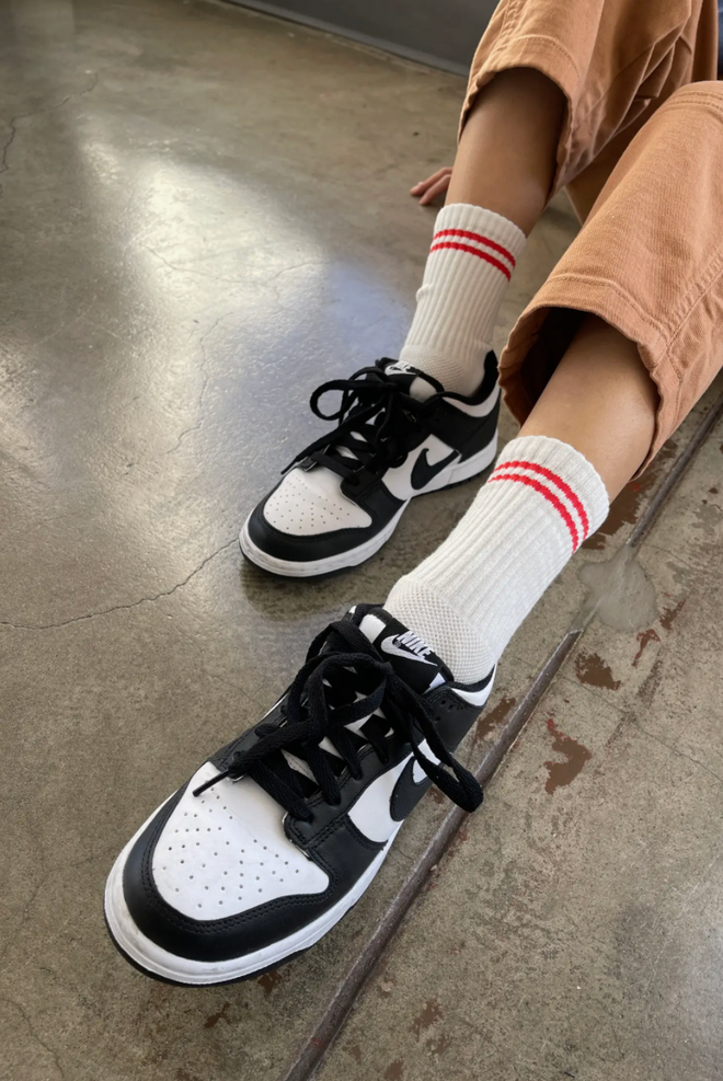 Le Bon Shoppe - Boyfriend Socks: Cashew