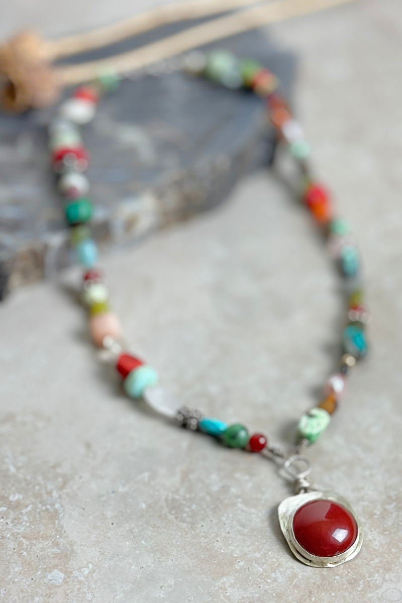 The Multi Stones Necklace