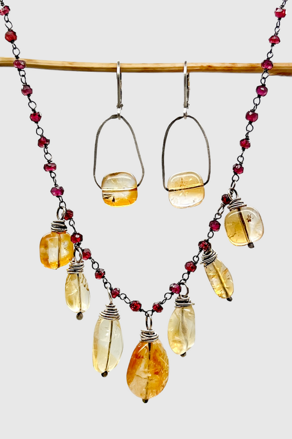 Garnets with Citrine